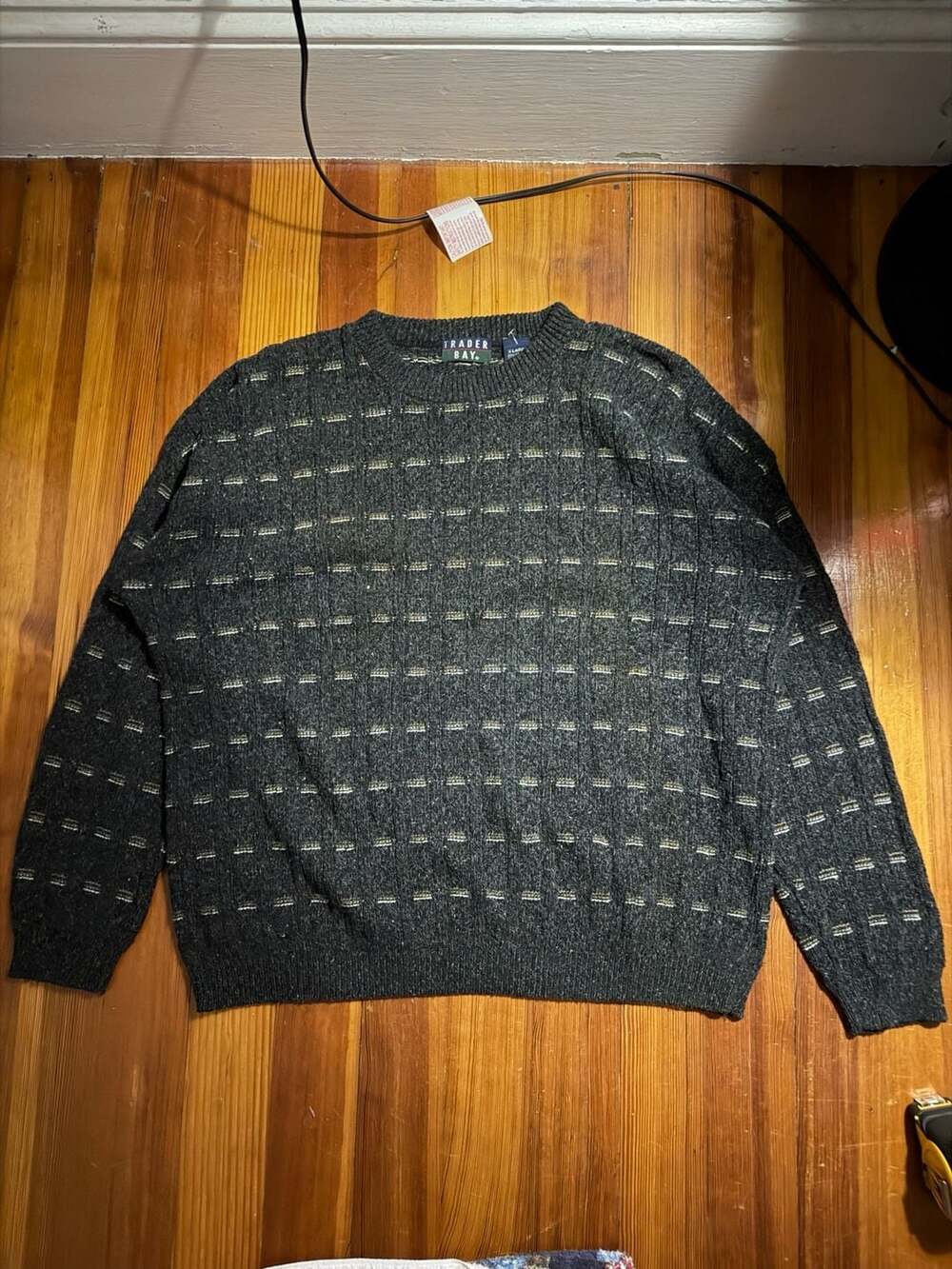 Trader Bay Vintage Textured Patterned Crewneck Sweater